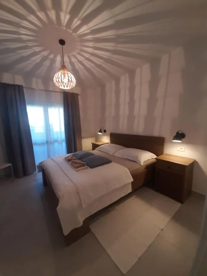 Lovely Groundfloor Apartment Bale