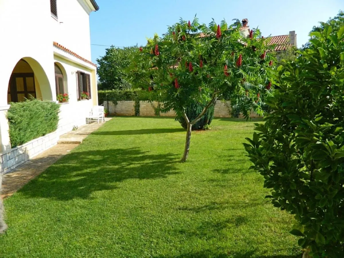 Lovely Groundfloor Apartment Bale 0*,  Croatia